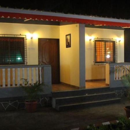 Madhuvan Farm Cottage Алібаґ Екстер'єр фото